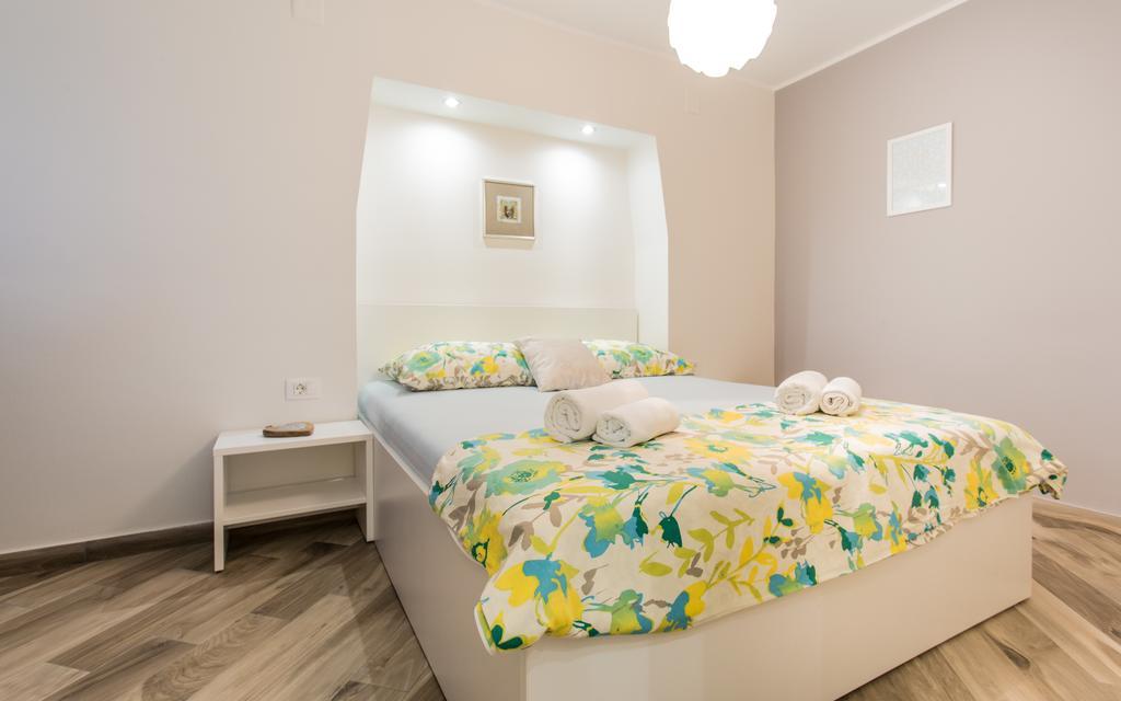 Sunrise Apartment Рисика Экстерьер фото